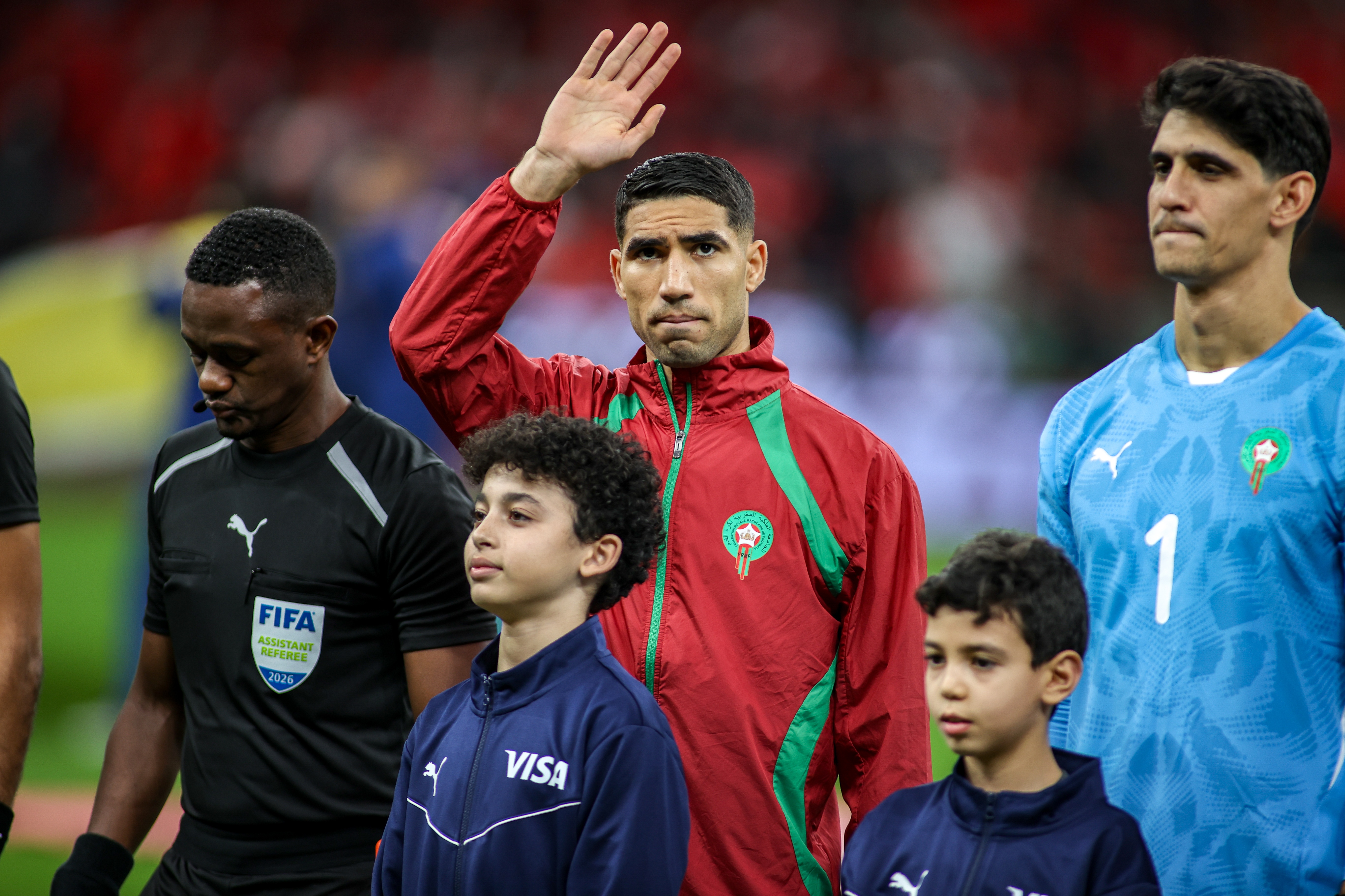 开云下载-心情不同！巴黎人报：巴黎两将阿什拉夫和姆巴耶已经归队