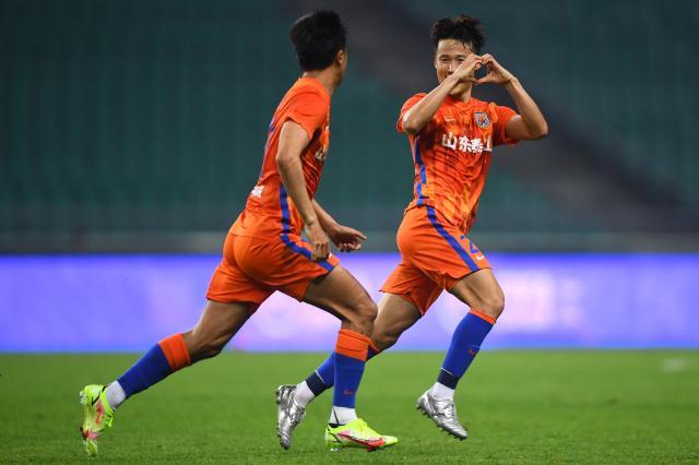 开云线上入口-【中超】孙准浩世界波贾德松补时绝杀 泰山2比1国安